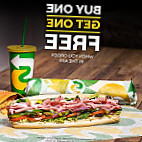 Subway #13686 food