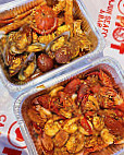 Ohot Cajun Seafood inside