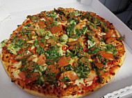 Le Cooks Pizzeria food