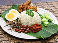 Nasi Lemak Diraja inside