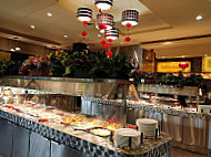 Crystal Buffet food