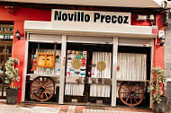 El Novillo Precoz outside