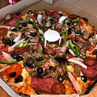 Round Table Pizza food