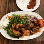 Öz Urfa Kebap Haus food