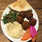 Boussi Falafel food