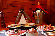 Le Chalet Chamoniard food