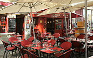 LE BISTROT DE LA PLACE food