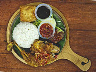 Kedai Makan Maryam Puteh food