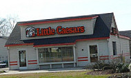 Little Caesars Pizza outside