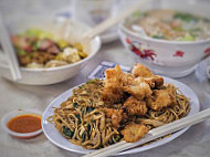 William Fish Meat Bee Hoon food