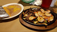 La Fonda Del Sol food