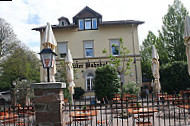 Wirtshaus Alter Bahnhof outside