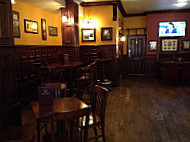 The Black Bull inside