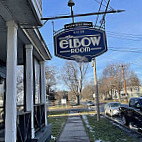 Elbow Room outside