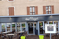 Bistro Regent inside