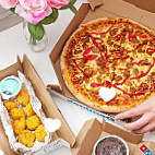 Domino's Pizza food