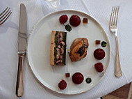 Le Manoir Du Lys food