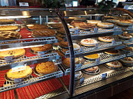 Shari's Cafe And Pies food