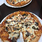 Countrymans Pizzeria food