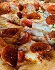 Sam Louie's Italian New York Pizzeria food