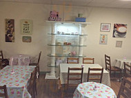 Tarpots Tea Room inside