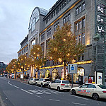 Kadewe Kaufhaus Des Westens outside