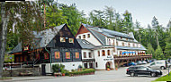 Und Köhlerhütte-fürstenbrunn outside