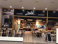 Zaka Bistrot inside