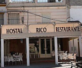 Hostal Rico outside