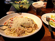 Olive Garden Lakewood Lakewood food