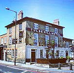 Tulse Hill Hotel outside