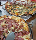 Bella Pizza food