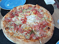 Pizza Roma food