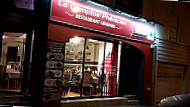 Le Comptoir Phenicien outside