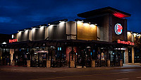 Boston Pizza inside