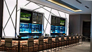 Top Golf Swing Suite Tck food