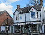 The Flower Pot Coffee Shop outside