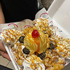 Braud's Funnel Cake Cafe food