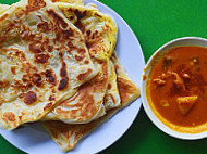 Din Kecik Roti Canai food