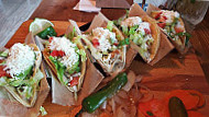 Pinchy's Tacos food