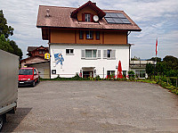 Schwyzerhüsli outside