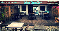 Chez Suzette inside