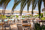 Quai Raphael Best Western La Marina food