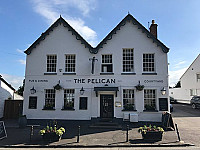 The Pelican outside