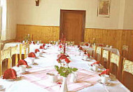 Deutsches Haus food