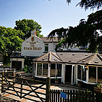 The Stag's Head outside