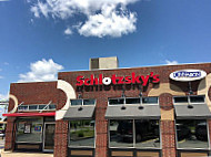 Schlotzsky's Deli outside