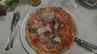 Pizzeria La Grotta food