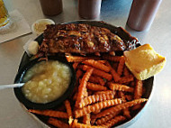 Gold Rush Bbq food