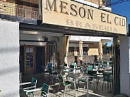 Meson El Cid inside